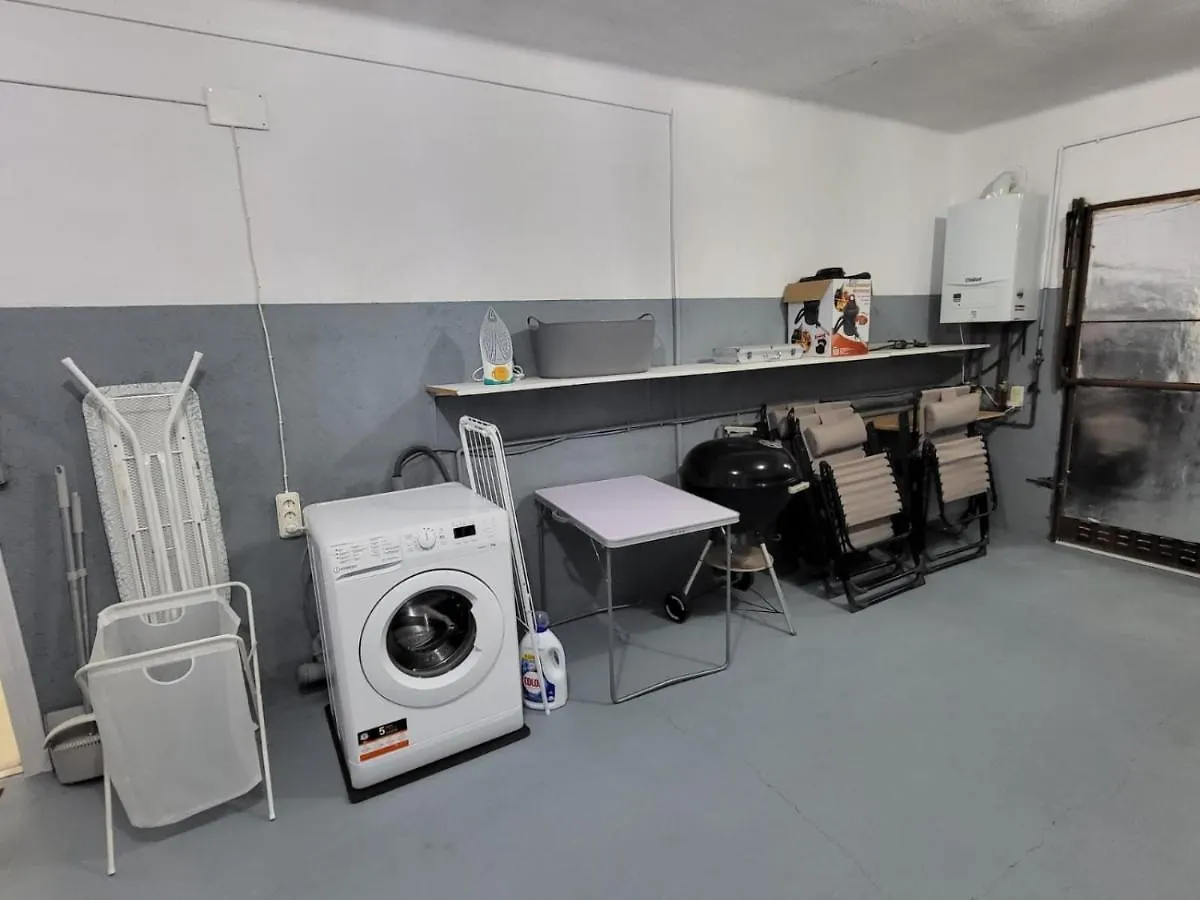 Torredembarra Cosy, Well Equipped House, 5 Min. From The Beach 0*,  Espagne