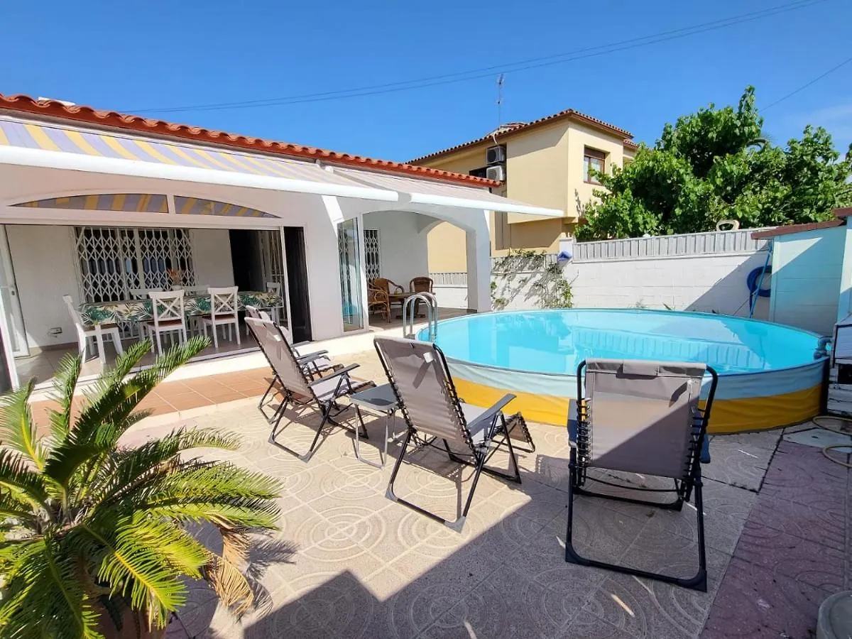 Torredembarra Cosy, Well Equipped House, 5 Min. From The Beach contacts