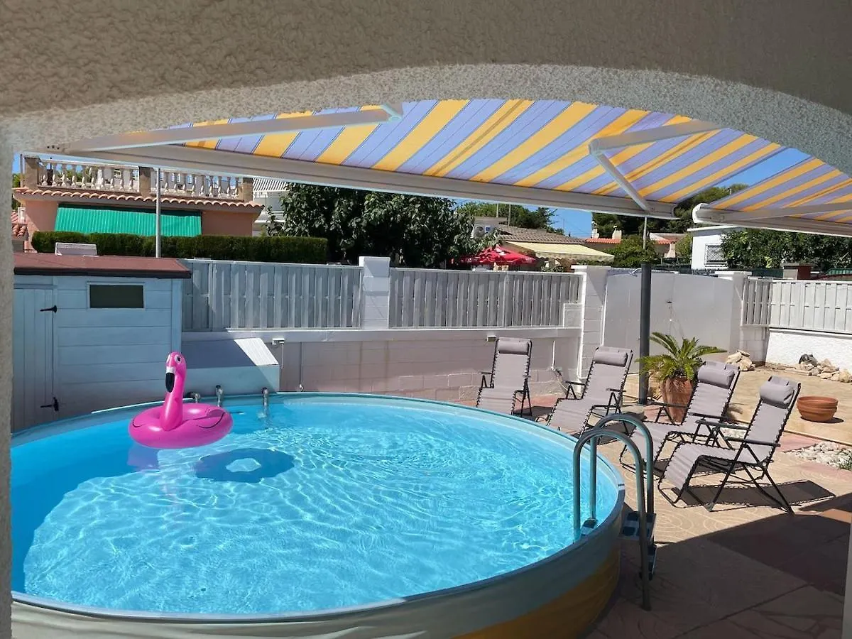 Torredembarra Cosy, Well Equipped House, 5 Min. From The Beach 0*,  Spain