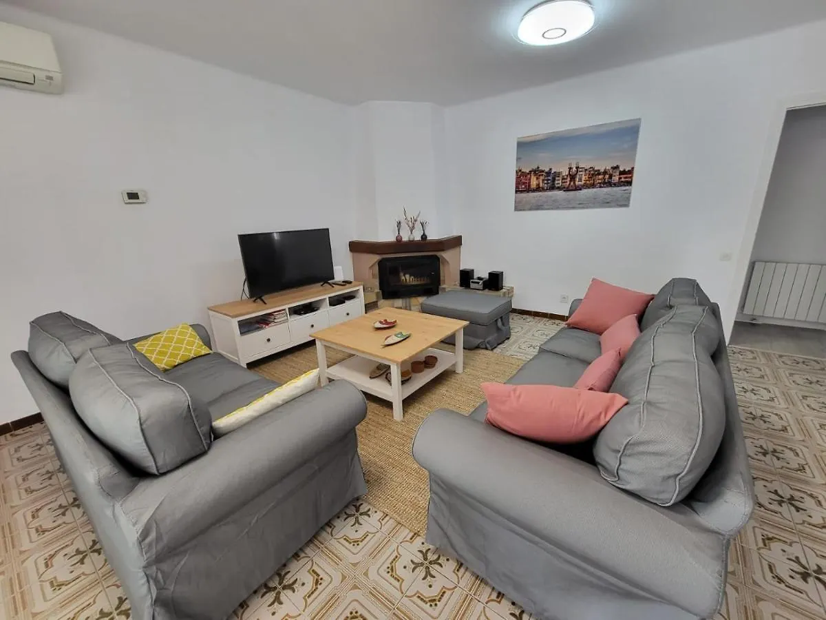 Torredembarra Cosy, Well Equipped House, 5 Min. From The Beach Spanien